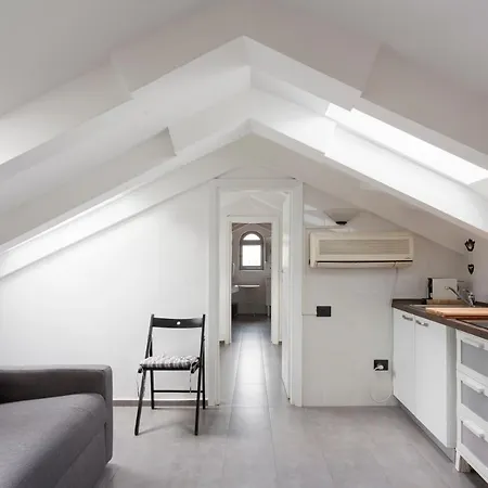 Apartamento 1 Bedroom & 1 Living Apt - Duomo 7 Milán
